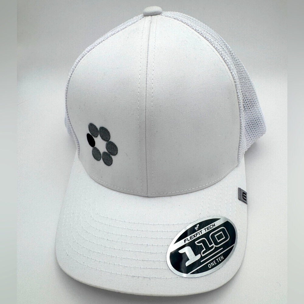 Travis Mathew Cruz Trucker Cap, Flex Fit SnapBack
